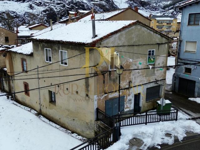 Casa En venta en Santa Lucía photo 0