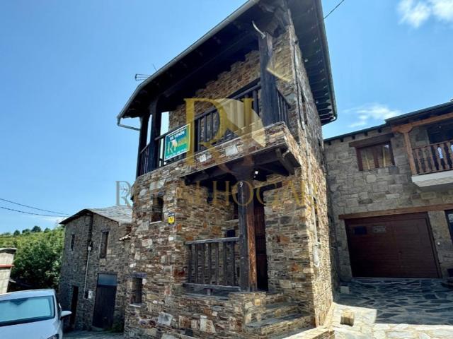 Casa En venta en Ponferrada photo 0