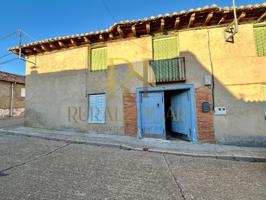 Casa En venta en Ardón photo 0