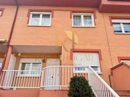 Casa En venta en Valencia De Don Juan photo 0