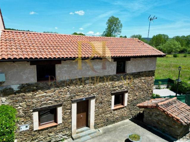 Casa En venta en Santa María De Ordás photo 0