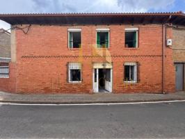 Casa En venta en Corbillos De Los Oteros photo 0