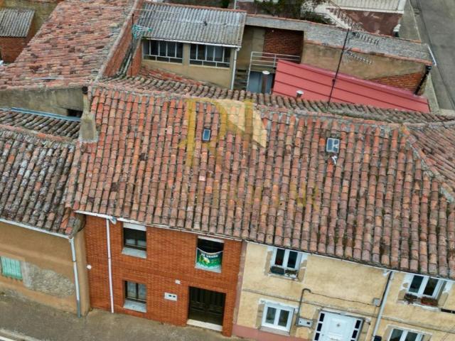 Casa En venta en Valdevimbre photo 0