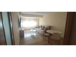Venta de casa en Gandia cerca del centro 300 m2, planta baja 158 m2., 1º piso reformado, y terraza con trastero photo 0