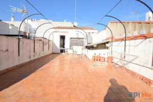 Casa adosada en Mataró photo 0