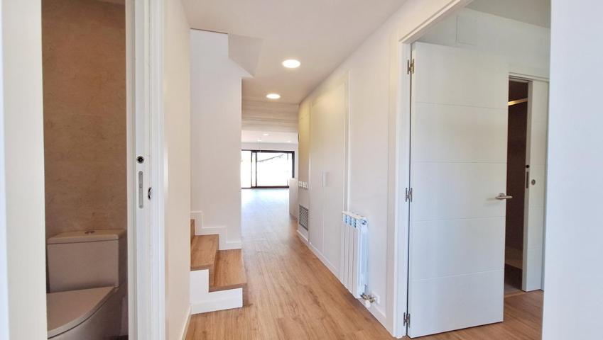 Adosada con piscina en venta - Premià de Mar photo 0