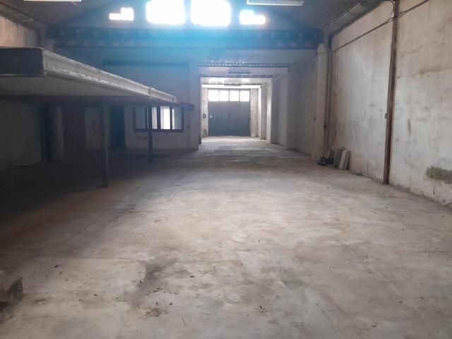 Local En venta en Alberic photo 0