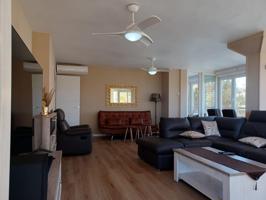 Alquiler a largo plazo de un elegante apartamento en Benidorm photo 0