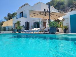 Villa En venta en Pedreguer photo 0