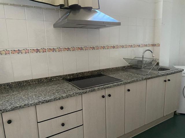 BAJO REFORMADO EN LA CALLE ZUMALACARREGUI !!! photo 0