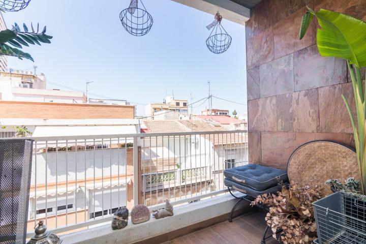 VIVIENDA DE 3 DORMITORIOS REFORMADA EN 2022 EN PLENO CORAZÓN DE ALICANTE photo 0