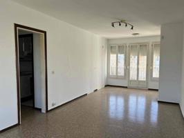 Venta de un piso en Constantí photo 0