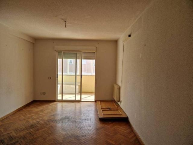 Venta de piso en Argés photo 0