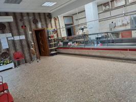VENTA DE PLANTA BAJA COMERCIAL CON NEGOCIO photo 0