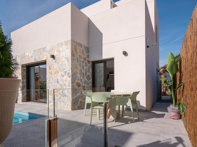 VILLA DE 3 DORMITORIOS 2 BAÑOS EN VILLA MARTIN (ORIHUELA COSTA) photo 0