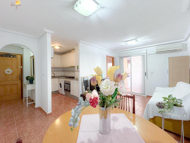 APARTAMENTO DE 3 DORMITORIOS 2 BAÑOS EN TORREVIEJA photo 0