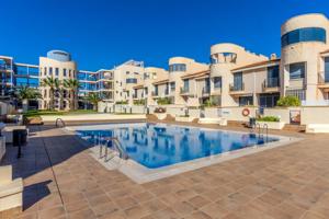 APARTAMENTO DE 4 DORMITORIOS 2 BAÑO Y 1 ASEO EN ORIHUELA COSTA ( CABO ROIG ) photo 0