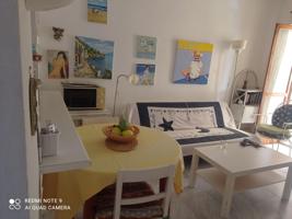 BUNGALOW EN PLANTA ALTA CON PISCINA COMUNITARIA - ZONA AGUAS NUEVAS, TORREVIEJA - photo 0