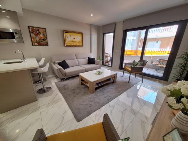 Apartamento semi-nuevo en el prestigioso edificio Alegría 11 con 2 dormitorios, sauna y garaje opcio photo 0