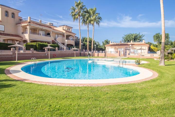 ADOSADO DE 2 DORMITORIOS 2 BAÑOS EN MIL PALMERAS ( RIO MAR) ORIHUELA COSTA photo 0