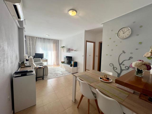 Apartamiento centrico de 3 dormitorios, sur. Solo 150m desde playa. photo 0