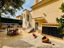 CHALET EN ORIHUELA COSTA ( LAS FILIPINAS ) photo 0
