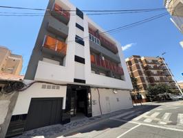 APARTAMENTO DE 2 DORMITORIOS 1 BAÑO EN CENTRO DE TORREVIEJA photo 0