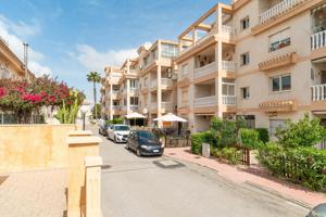 ATICO ORIENTADO AL SUR CON 3 DORMITORIOS Y GARAJE DOBLE EN PLAYA FLAMENCA photo 0