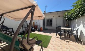 BUNGALOW DE 2 DORMITORIOS 1 BAÑO EN TORREVIEJA ( ALICANTE ) photo 0