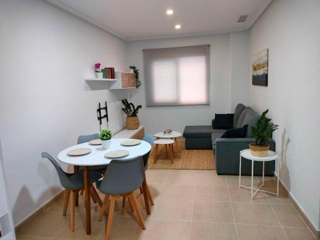 APARTAMENTO DE 2 DORMITORIOS A 300 METROS DE LA PLAYA - ZONA PLAYA DE LOS LOCOS, TORREVIEJA photo 0