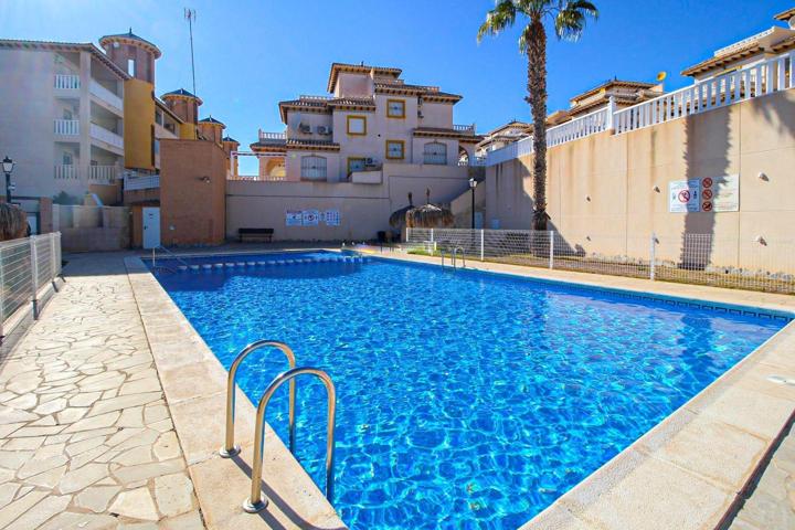 ¡Descubre tu nuevo hogar en Lomas de Cabo Roig! 🌊🏡 Apartamento de 2 dormitorios 1 baño en Orihuela costa photo 0