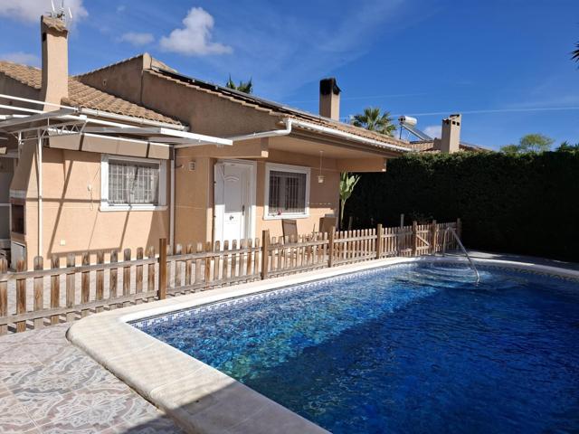Casa En venta en Los Balcones - Los Altos Del Edén, Torrevieja photo 0