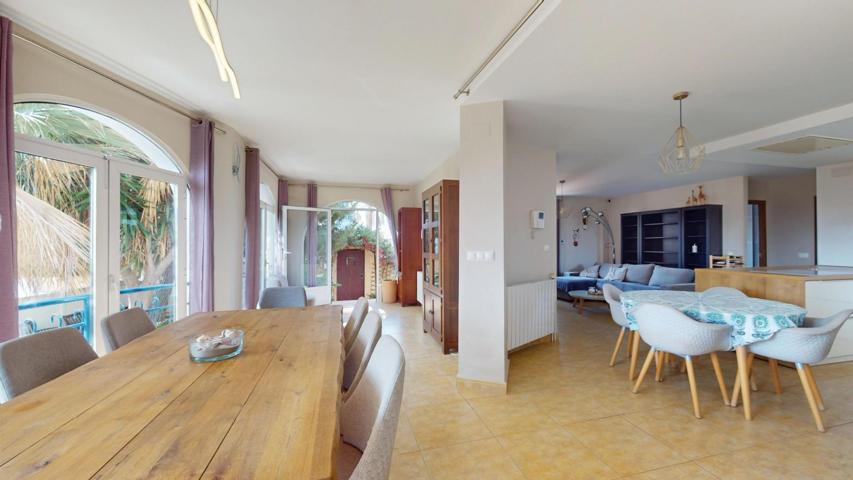VILLA DE 5 DORMITORIOS Y 3 BAÑOS EN LA ZENIA (ORIHUELA COSTA) photo 0