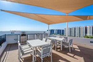 Apartamento de 2 dormitorios 2 baños con vistas al mar en Punta Prima (Orihuela Costa) photo 0