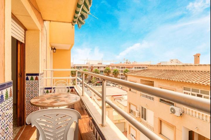 ÁTICO DE 3 DORMITORIOS Y 2 BAÑOS EN TORREVIEJA (LOS NAUFRAGOS) photo 0
