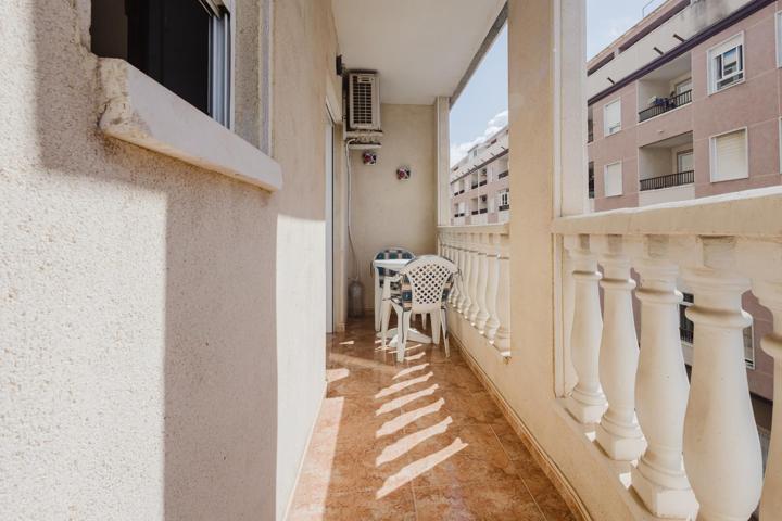 Tu Refugio en Torrevieja: Apartamento de Sueño por Solo 169.000 € 🌅🏡 photo 0
