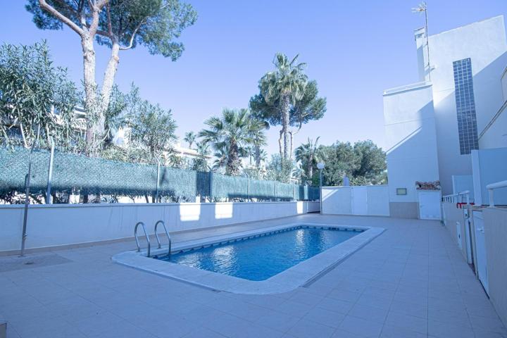 Duplex de 3 dormitorios 2 baños, piscina comunitaria en Orihuela costa ( Los Dolses )¡Tu nuevo hogar en la Costa Blanca! 🌞🏡 photo 0