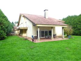 Casa En venta en Santiago de Compostela photo 0