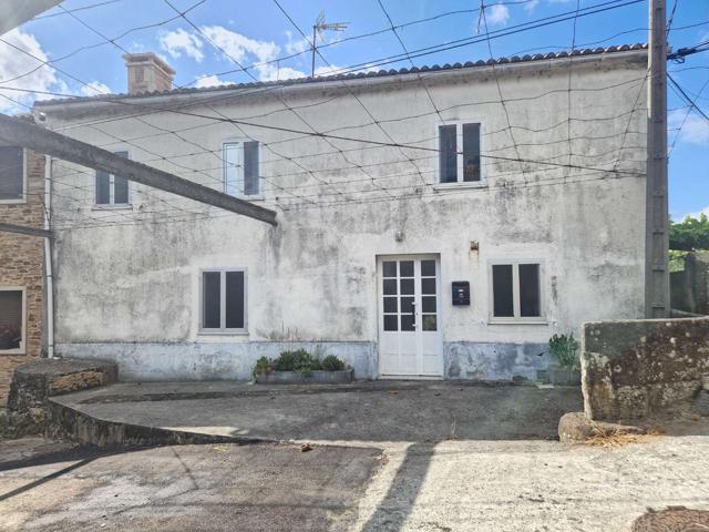 Casa En venta en Teo photo 0