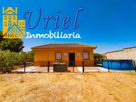 Chalet en venta Los Naranjos - Carmona - Sevilla photo 0