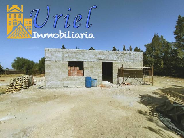 Villa En venta en Carmona photo 0