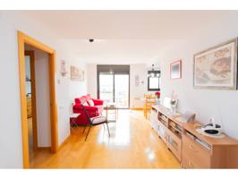 Piso en Venta en Mollet photo 0