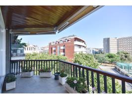 Amplio piso en venta en una de las zonas más exclusivas de Barcelona photo 0