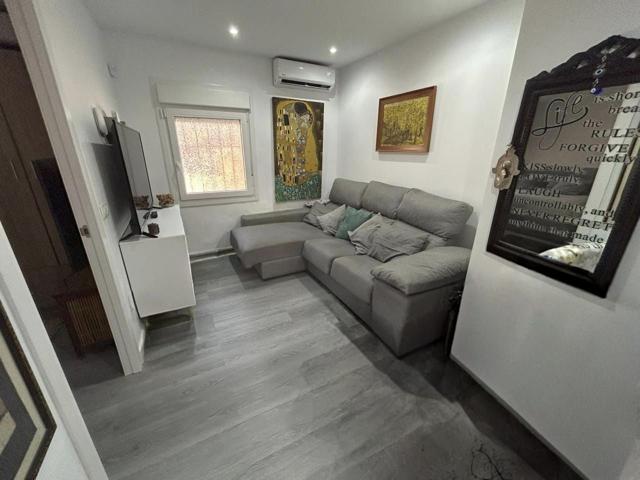 Piso En venta en Pol alameda photo 0