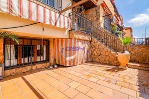 Casa Adosada 3d en Belicena photo 0
