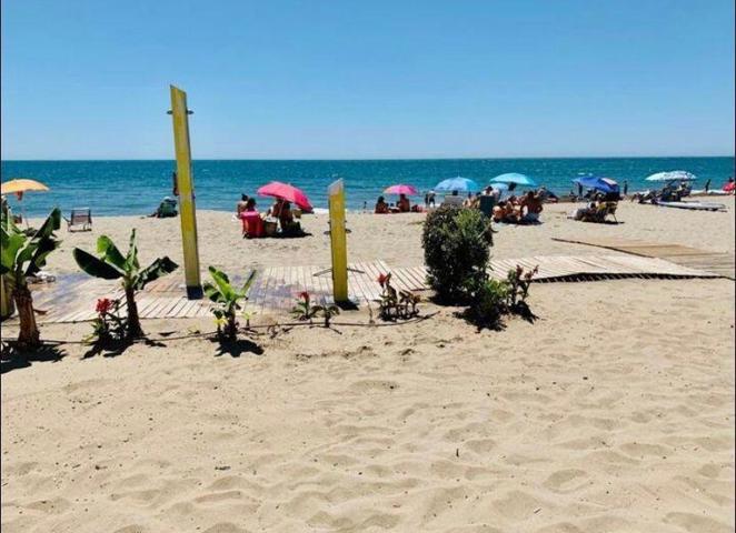 Apartamento en segunda línea de playa de Carvajal en Fuengirola photo 0