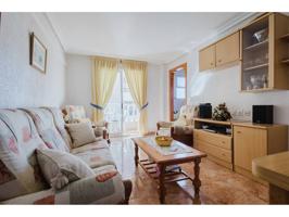 🔑 ESPACIO y CONFORT: Apartamento de 3 Dormitorios y 2 Baños en Torrevieja | ¡Listo para Entrar! photo 0