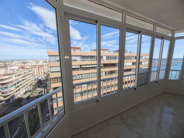 ÁTICO REFORMADO A ESTRENAR CON VISTAS AL MAR – PLAYA DEL ACEQUIÓN (TORREVIEJA) photo 0