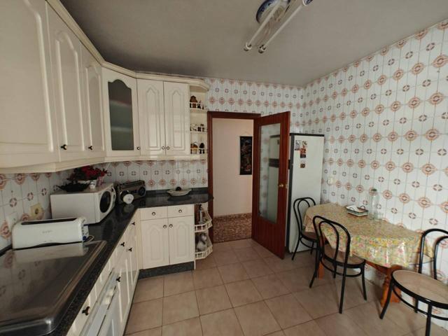 💰 Oportunidad única para vivir o invertir – Zona céntrica de Torrevieja photo 0