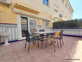 Venta de chalet adosado, con terraza, balcón y garaje incluido, en zona Bonrepós i Mirambell (Valencia) photo 0